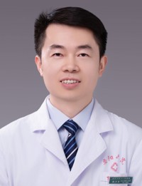 殷万里
